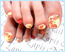 秋冬におススメなｆｏｏｔネイル 公式 Lapis Nail ラピスネイル 長崎市のネイルサロン ネイルスクール